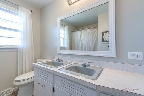 Tiny photo for 34049 N Hickory Avenue, Grayslake, IL 60030 (MLS # 12618701)