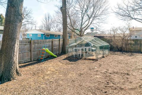 Tiny photo for 34049 N Hickory Avenue, Grayslake, IL 60030 (MLS # 12618701)