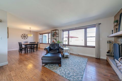 Tiny photo for 34049 N Hickory Avenue, Grayslake, IL 60030 (MLS # 12618701)