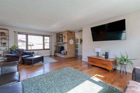 Tiny photo for 34049 N Hickory Avenue, Grayslake, IL 60030 (MLS # 12618701)