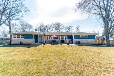 Photo of 34049 N Hickory Avenue, Grayslake, IL 60030 (MLS # 12618701)