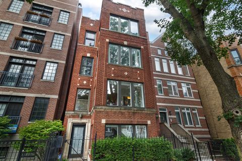 3758 N Fremont Street 1 Chicago IL 60613