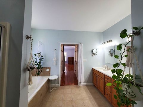 Tiny photo for 1142 Cedar Ridge Drive, Carbondale, IL 62901 (MLS # 12562094)