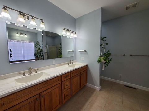 Tiny photo for 1142 Cedar Ridge Drive, Carbondale, IL 62901 (MLS # 12562094)