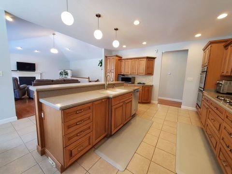 Tiny photo for 1142 Cedar Ridge Drive, Carbondale, IL 62901 (MLS # 12562094)