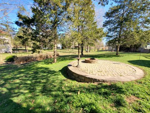 Tiny photo for 1142 Cedar Ridge Drive, Carbondale, IL 62901 (MLS # 12562094)