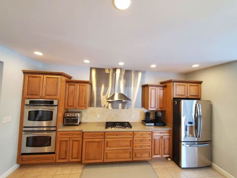 Tiny photo for 1142 Cedar Ridge Drive, Carbondale, IL 62901 (MLS # 12562094)