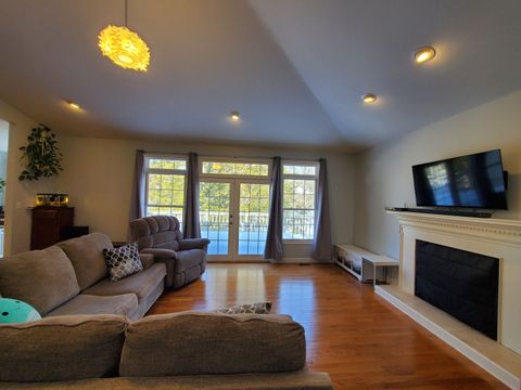 Tiny photo for 1142 Cedar Ridge Drive, Carbondale, IL 62901 (MLS # 12562094)