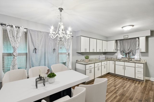 18644 William Street