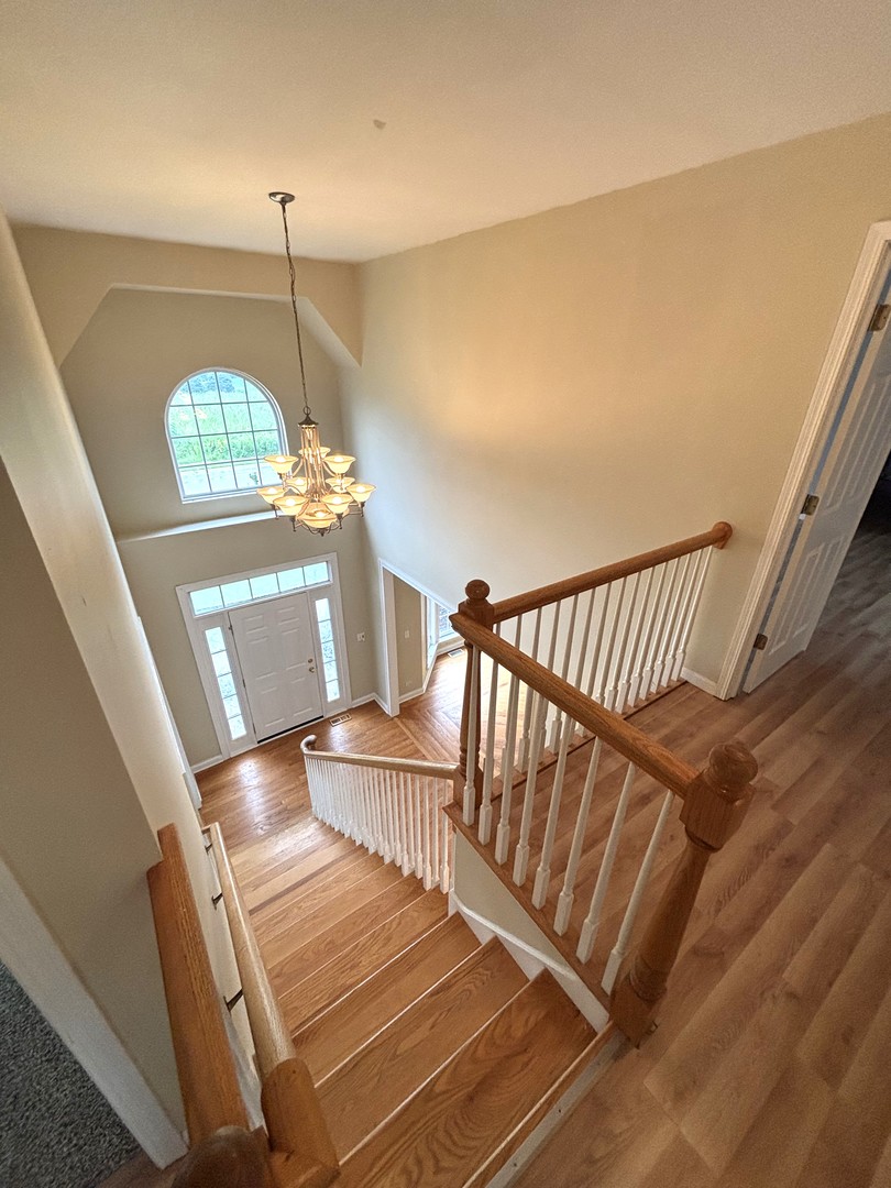 375 W Devon Avenue