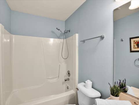 Tiny photo for 499 Kensington Court, DeKalb, IL 60115 (MLS # 12733007)