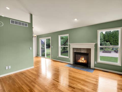Tiny photo for 499 Kensington Court, DeKalb, IL 60115 (MLS # 12733007)