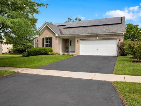Tiny photo for 499 Kensington Court, DeKalb, IL 60115 (MLS # 12733007)