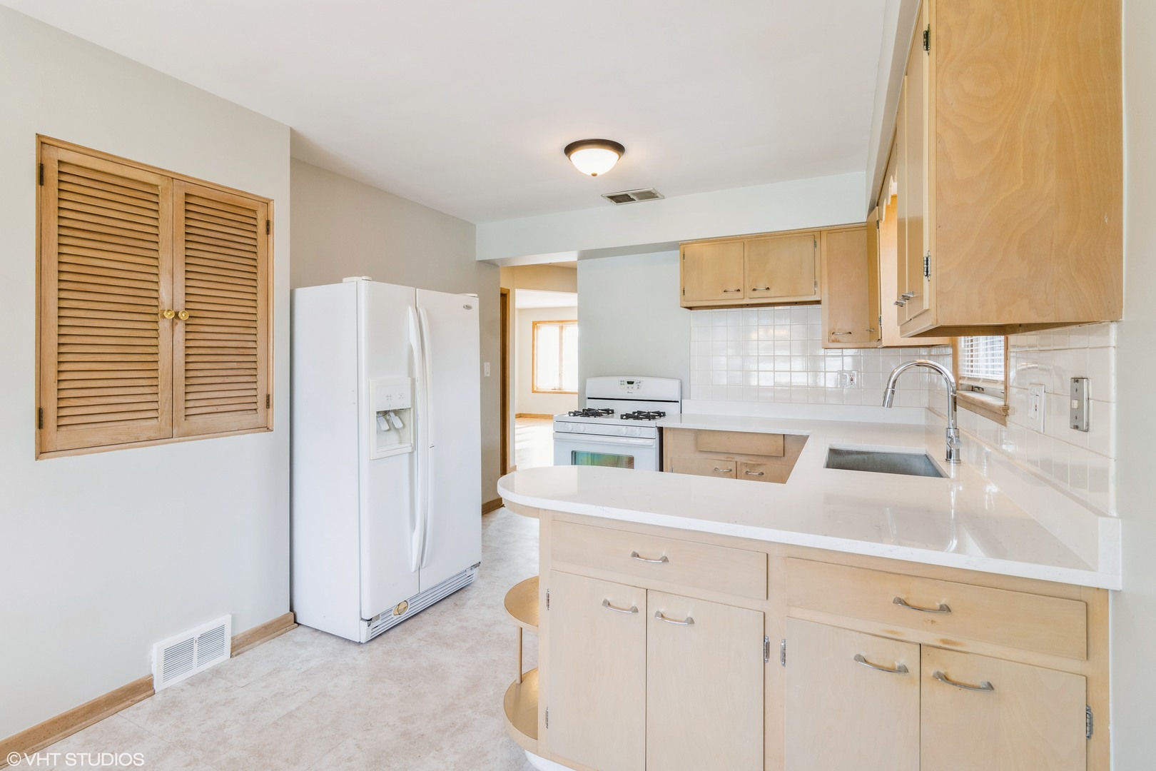 3671 Sarah Street