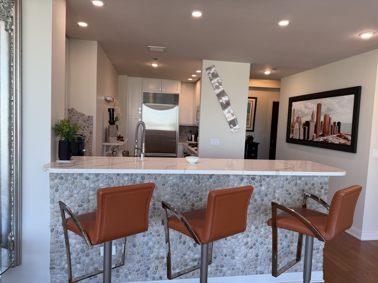 60 E MONROE Street 4906