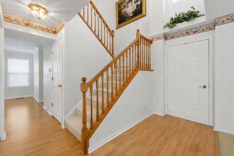 Tiny photo for 35 S London Court, South Elgin, IL 60177 (MLS # 12590611)