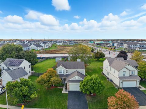 Tiny photo for 35 S London Court, South Elgin, IL 60177 (MLS # 12590611)