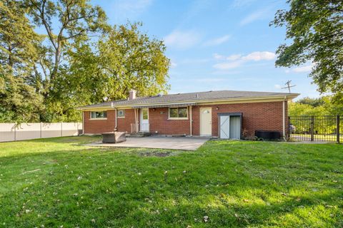 Tiny photo for 742 73rd Court, Willowbrook, IL 60527 (MLS # 12499848)