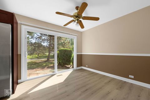 Tiny photo for 1705 College Green Drive, Elgin, IL 60123 (MLS # 12461962)