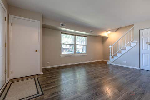 Tiny photo for 2177 N Dogwood Lane #2177, Palatine, IL 60074 (MLS # 12726922)