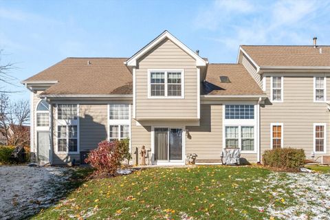 Tiny photo for 607 Kingsbridge Drive, Carol Stream, IL 60188 (MLS # 12513170)