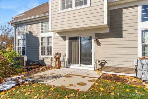 Tiny photo for 607 Kingsbridge Drive, Carol Stream, IL 60188 (MLS # 12513170)