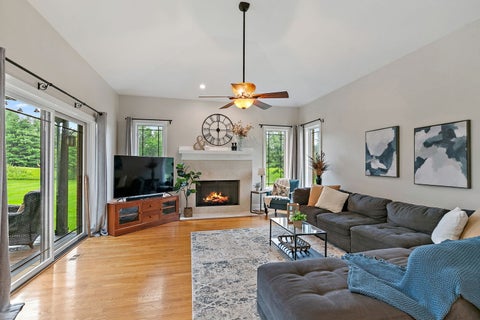 Tiny photo for 3206 PRAIRIE VIEW Drive, Prairie Grove, IL 60012 (MLS # 12717535)