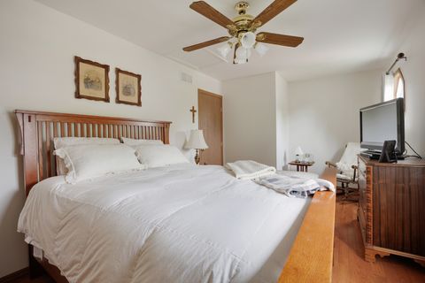 Tiny photo for 2426 Wild Cherry Court, Aurora, IL 60506 (MLS # 12629065)