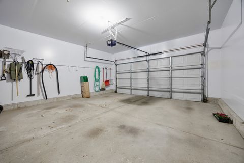 Tiny photo for 2426 Wild Cherry Court, Aurora, IL 60506 (MLS # 12629065)