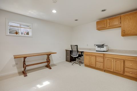 Tiny photo for 2426 Wild Cherry Court, Aurora, IL 60506 (MLS # 12629065)