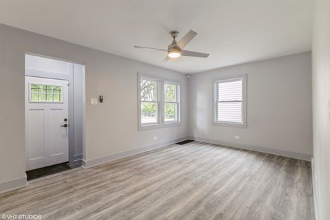 Tiny photo for 14727 Riverside Drive, South Holland, IL 60473 (MLS # 12488210)