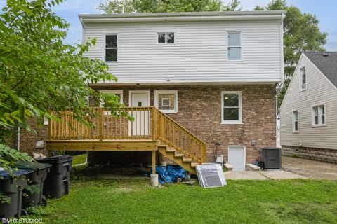 Tiny photo for 14727 Riverside Drive, South Holland, IL 60473 (MLS # 12488210)