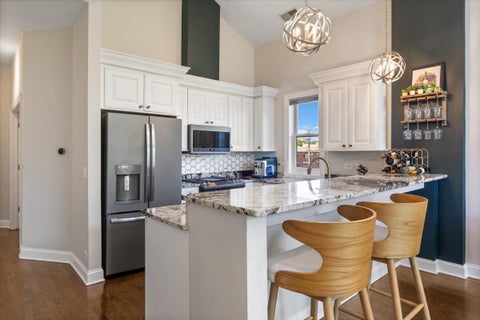 Tiny photo for 4606 N MALDEN Street #3N, Chicago, IL 60640 (MLS # 12773876)