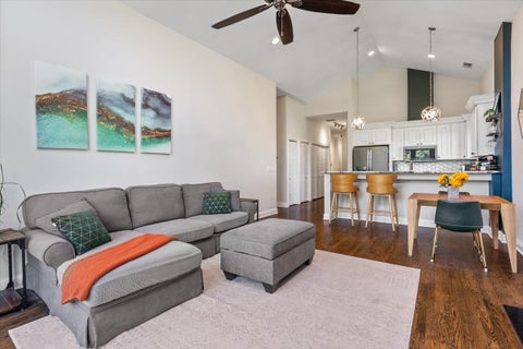 Tiny photo for 4606 N MALDEN Street #3N, Chicago, IL 60640 (MLS # 12773876)