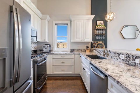 Tiny photo for 4606 N MALDEN Street #3N, Chicago, IL 60640 (MLS # 12773876)