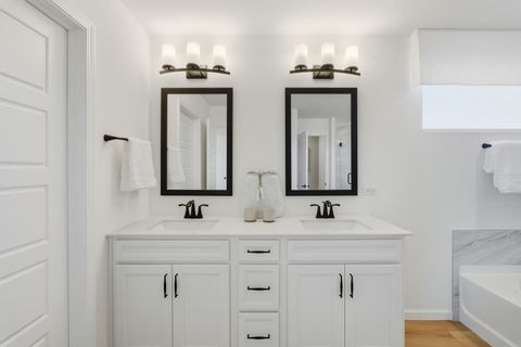 Tiny photo for 601 Redtop Way, Bolingbrook, IL 60490 (MLS # 12607173)