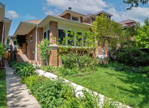Photo of 2948 W Wilson Avenue, Chicago, IL 60625 (MLS # 12693226)