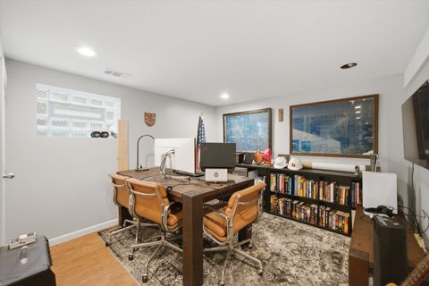 Tiny photo for 6057 N Tripp Avenue, Chicago, IL 60646 (MLS # 12656754)