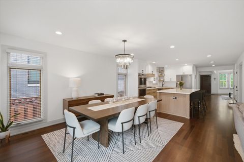 Tiny photo for 6057 N Tripp Avenue, Chicago, IL 60646 (MLS # 12656754)
