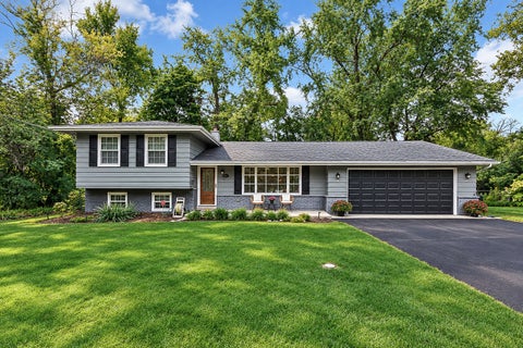 Photo of 21 E Hillside Road, Naperville, IL 60540 (MLS # 12752554)