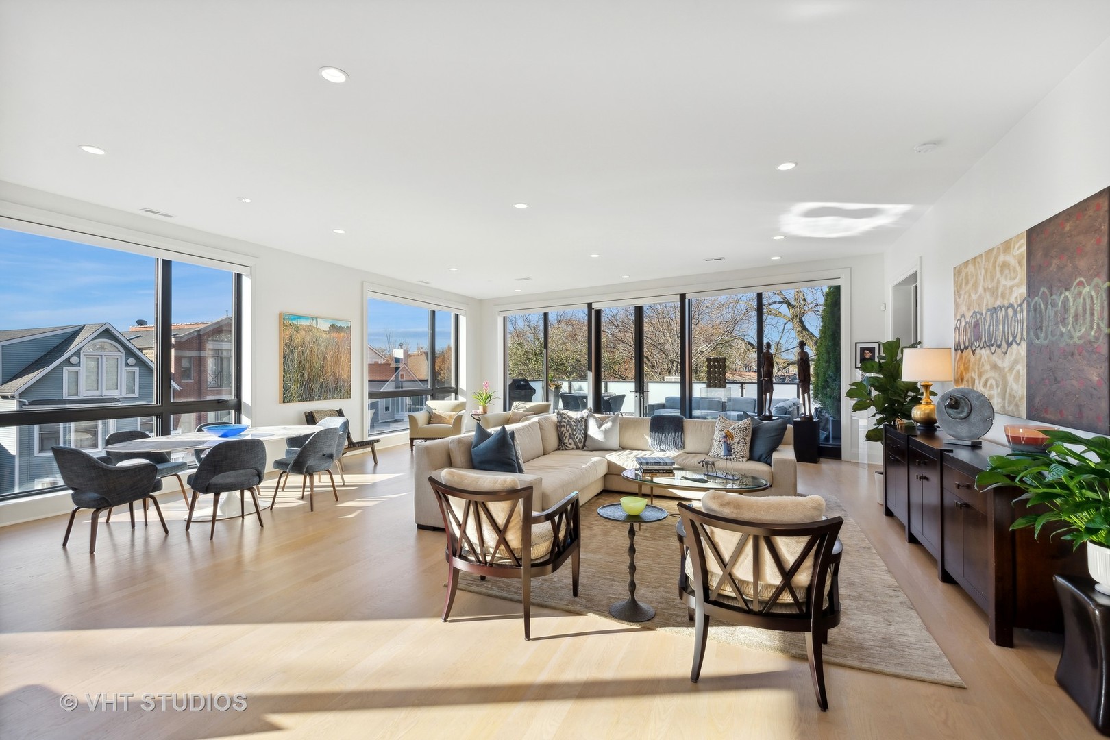 1110 W Schubert Avenue 303