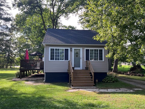 Photo of 1701 W Low Avenue, McHenry, IL 60050 (MLS # 12774651)