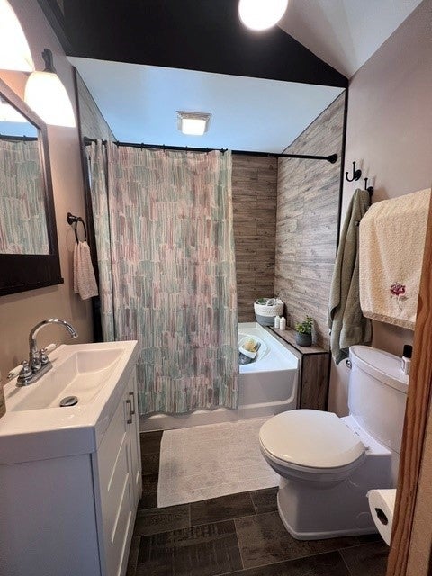 Tiny photo for 1701 W Low Avenue, McHenry, IL 60050 (MLS # 12774651)