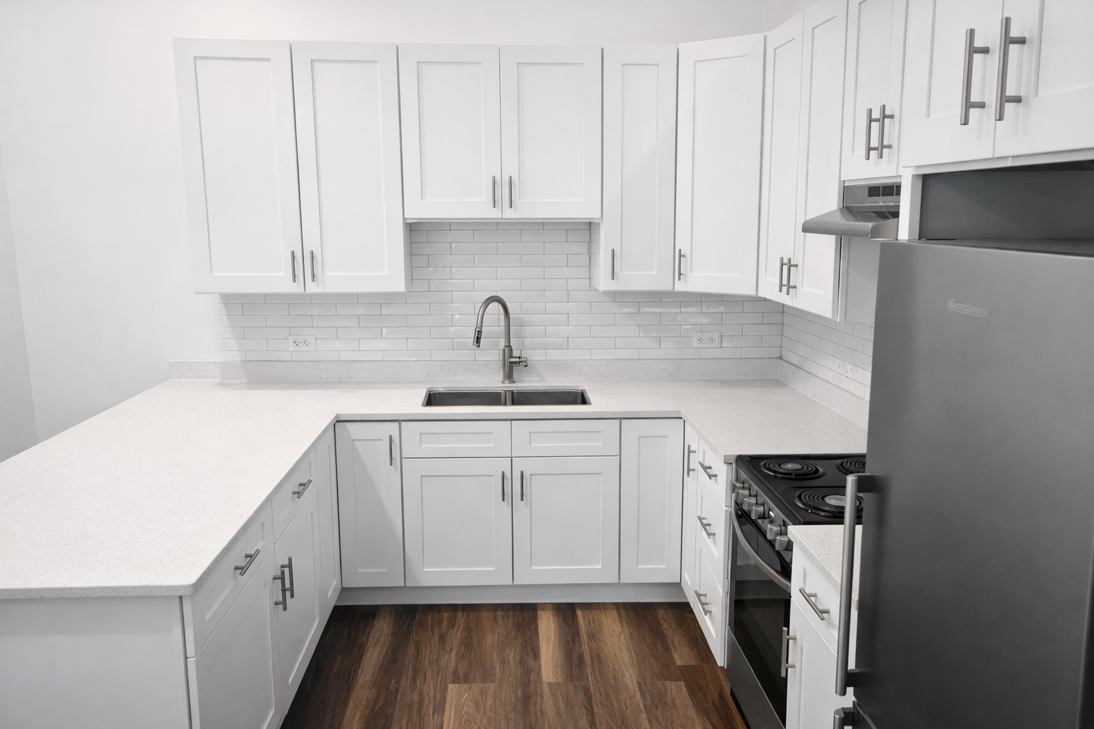 1533 N Western Avenue 1