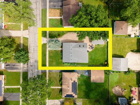 Tiny photo for 1649 Park Avenue, Hanover Park, IL 60133 (MLS # 12488421)