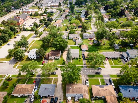 Tiny photo for 1649 Park Avenue, Hanover Park, IL 60133 (MLS # 12488421)