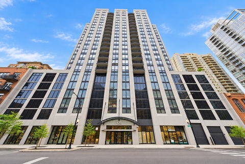 Photo of 435 W Erie Street #801, Chicago, IL 60654 (MLS # 12772377)