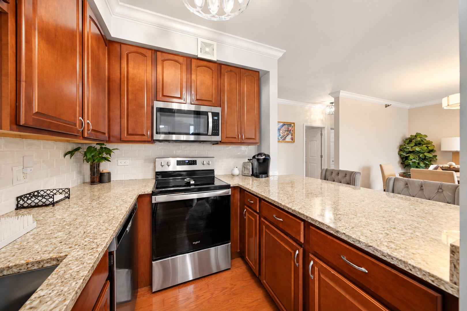 435 W Erie Street 801