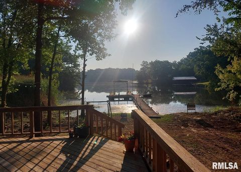 Tiny photo for 2030 Gierten Road, Centralia, IL 62801 (MLS # EB459205)