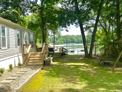 Tiny photo for 2030 Gierten Road, Centralia, IL 62801 (MLS # EB459205)